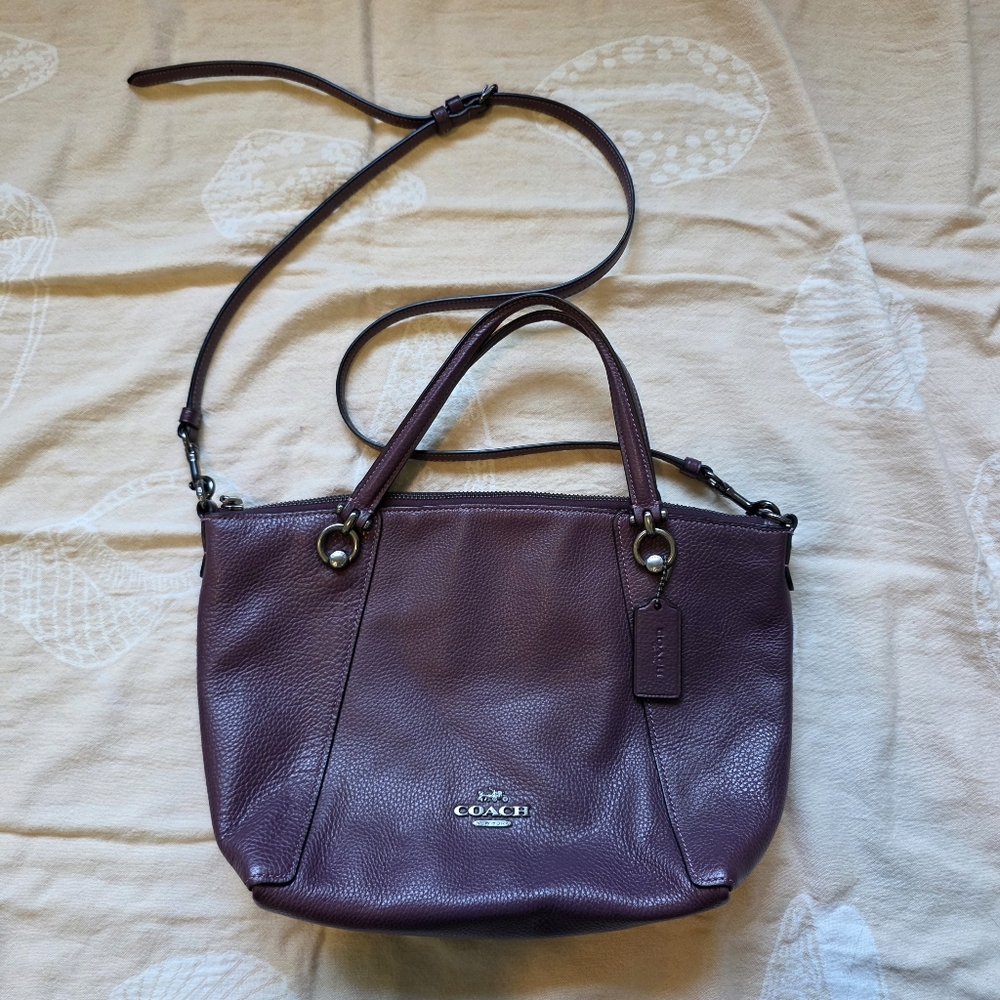 Coach Women's Shoulder Bag - Rich Burgundy